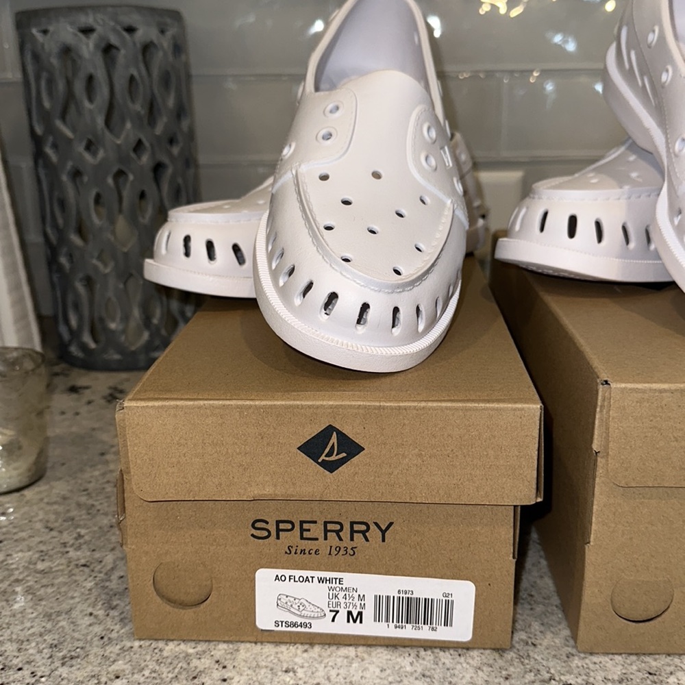 NIB Sperry Authentic Original Float Boat Shoes for Ladies - Picture 13 of 15
